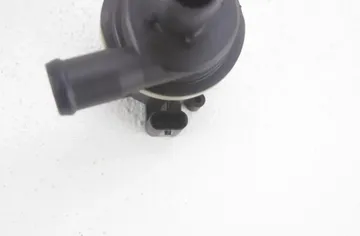 AUDI A4 B8/8K (2011-2016) Моторчик  циркуляции охлаждения 059121012B 33292793