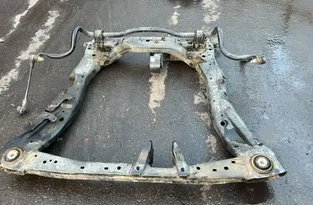 OPEL Insignia B (2017-2024) Передний траверс 84698989 33495649