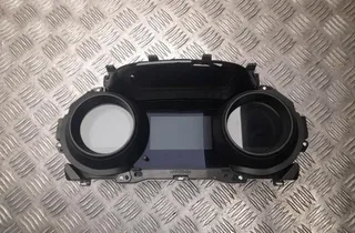 TOYOTA Yaris 4 generation (2020-2023) Спидометр 83800K0272 33523270