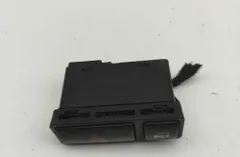 BMW Z4 E85 (2002-2009) Кнопка небезпеки 8368920 33386770