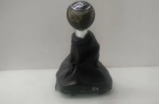 AUDI A3 8P (2003-2013) Головка рычага КПП 8102408 35100486