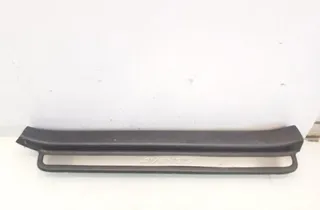 TOYOTA Avensis 2 generation (2002-2009) Права пластикова облицювальна панель порогу 679305040 35094275