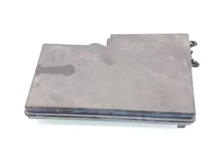 VOLVO V50 1 generation (2003-2012) Кришка блоку запобіжників 318818127 35075026