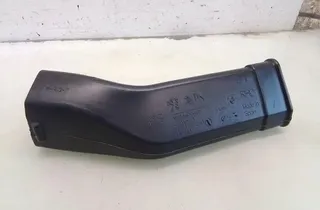 PEUGEOT 2008 2 generation (2019-2023) Воздухозаборная труба 9834600680 35082878