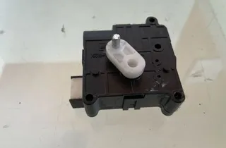 TOYOTA Avensis 2 generation (2002-2009) Двигатель задвижки потока воздуха кондиционера воздуха 1138002051 34839336