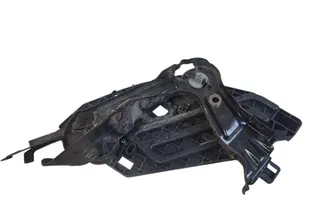 SKODA Octavia 2 generation (2004-2013) Держатель передний левого фонаря LI17035201 33334350