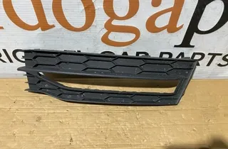 SKODA Superb 3 generation (2015-2023) Права решітка 3V0853666B 33484931