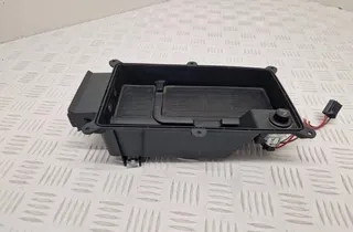 AUDI A4 allroad B9 (2016-2024) Беспроводная зарядная станция 8W0035502C 33497875