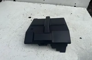 OPEL Vivaro A (2002-2006) Кришка блоку запобіжників 8200490003,93856636 34787196