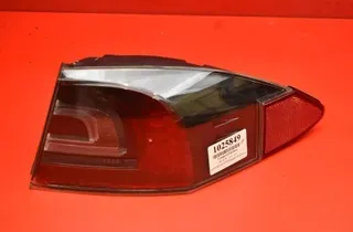 TESLA Model S 1 generation (2012-2024) Права задня фара 6005921-00-D 33076763