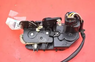 HYUNDAI Getz 1 generation (2002-2011) Замок лівої передньої двері 35108567