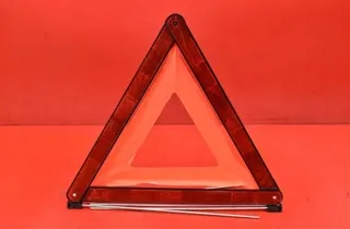 NISSAN Primera P12 (2001-2008) Попереджувальний трикутник 35108499