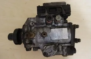 OPEL Vectra C (2002-2005) Топливный насос 0470504203 33368221