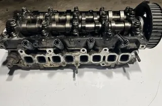 OPEL Astra H (2004-2014) Головка цилиндра двигателя правой стороны 33441319
