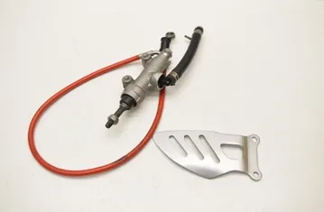 SUZUKI GSX-R Насос главного тормозного цилиндра заднего 33378077