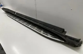 MERCEDES-BENZ GLE W167 (2019-2024) Права пластикова облицювальна панель порогу A1676981601 22206031