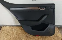 SKODA Superb 2 generation (2008-2015) Панель лівих задніх дверей 3V5867023 33402434