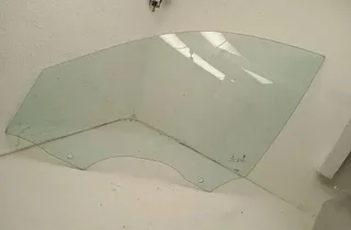 BMW 3 Series F30/F31 (2011-2020) Скло передньої лівої двері 33193314