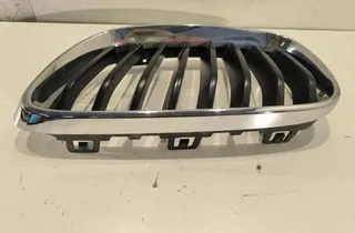 BMW 2 Series F22/F23 (2013-2020) Верхня решітка 7295525,7295523 33200602