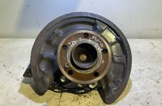 MERCEDES-BENZ A-Class W176 (2012-2018) Маточина заднього лівого колеса 35036940