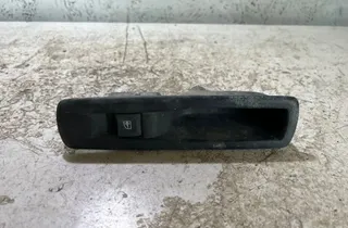 RENAULT Megane 2 generation (2002-2012) Кнопка керування вікном задніх правих дверей 829500004R 35001571