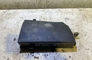 VOLVO XC40 1 generation (2017-2024) Кришка блоку запобіжників 31473868 35030848