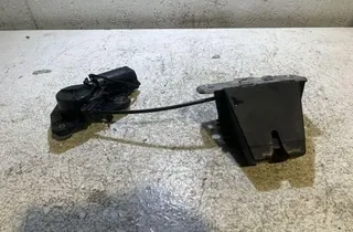 VOLVO XC90 2 generation (2014-2024) Замок крышки багажника 31349975 35040970