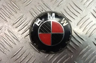 BMW 3 Series E46 (1997-2006) Емблема виробника автомобіля 8203864 33489521