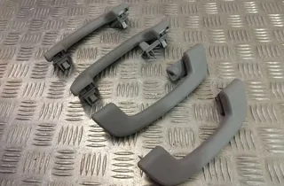 BMW 5 Series F10/F11 (2009-2017) Передня права ручка даху 33489763