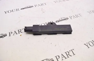 BMW X3 F25 (2010-2017) Антена безключового доступу 9220831 33490517