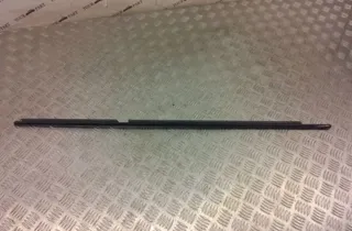 BMW 3 Series F30/F31 (2011-2020) Відлив вікна передніх правих дверей 7260536 33490784