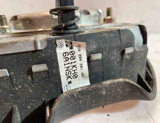 VOLKSWAGEN Golf 4 generation (1997-2006) Подушка безопасности руля 3B0880201AH 18126780