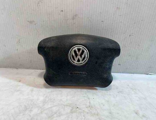 VOLKSWAGEN Golf 4 generation (1997-2006) Подушка безопасности руля 3B0880201AH 18126780