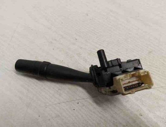 TOYOTA Avensis 2 generation (2002-2009) Поверніть ручку перемикача 84140,173794,05100 24415762